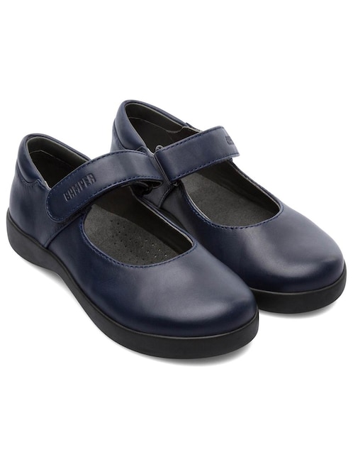 Zapato de piel para niña