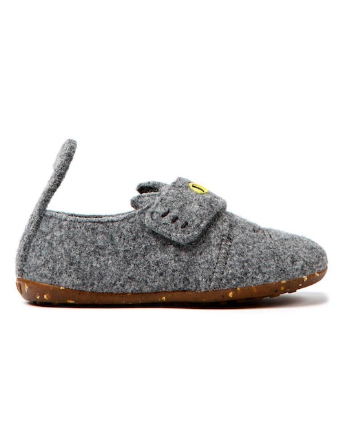 Pantufla Camper para niña