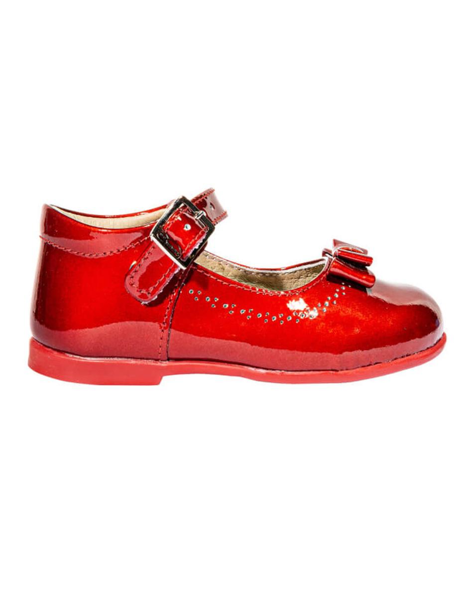 Zapato Nine West de charol para niña 5
