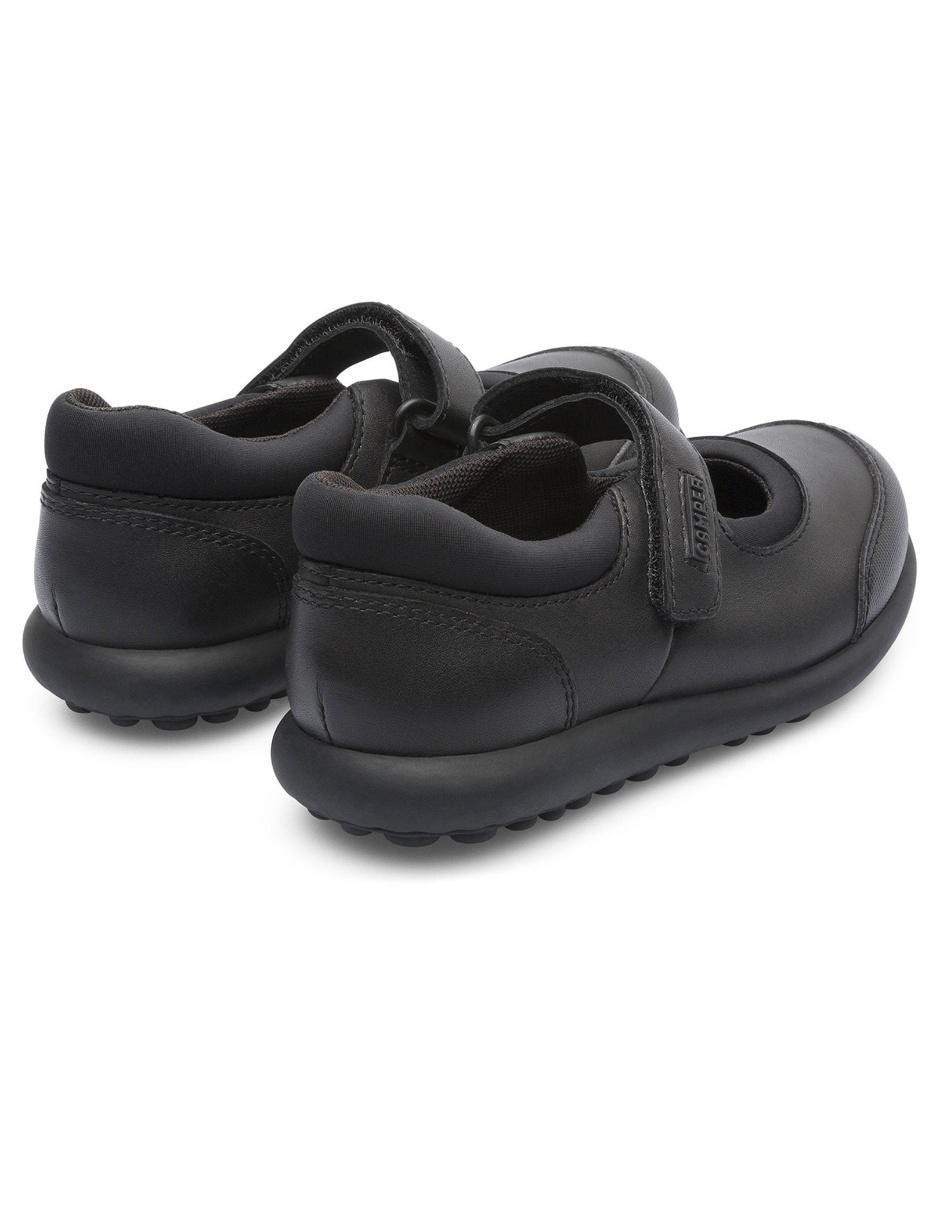 Zapato de piel para niña