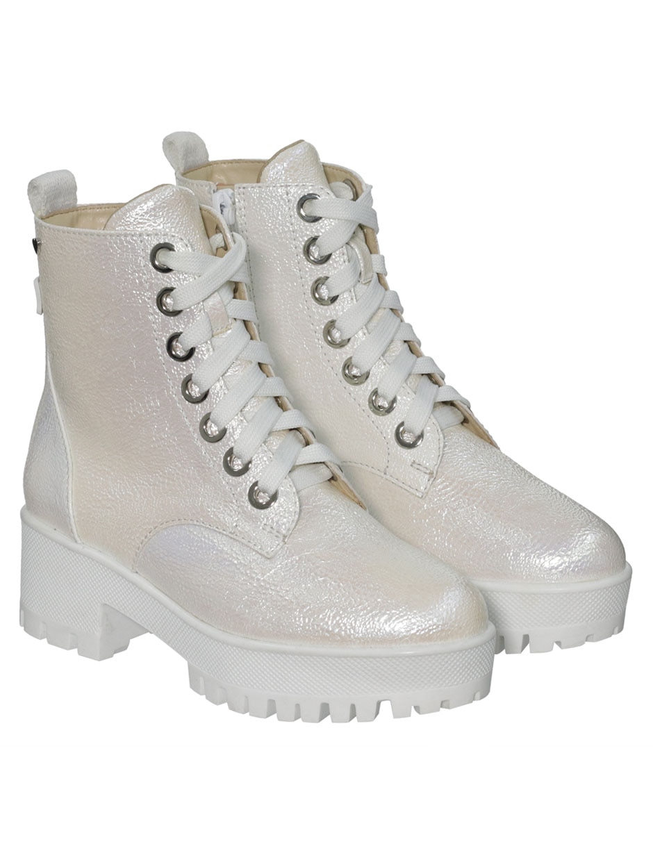 Bota texturizada Nine West para niña en Liverpool