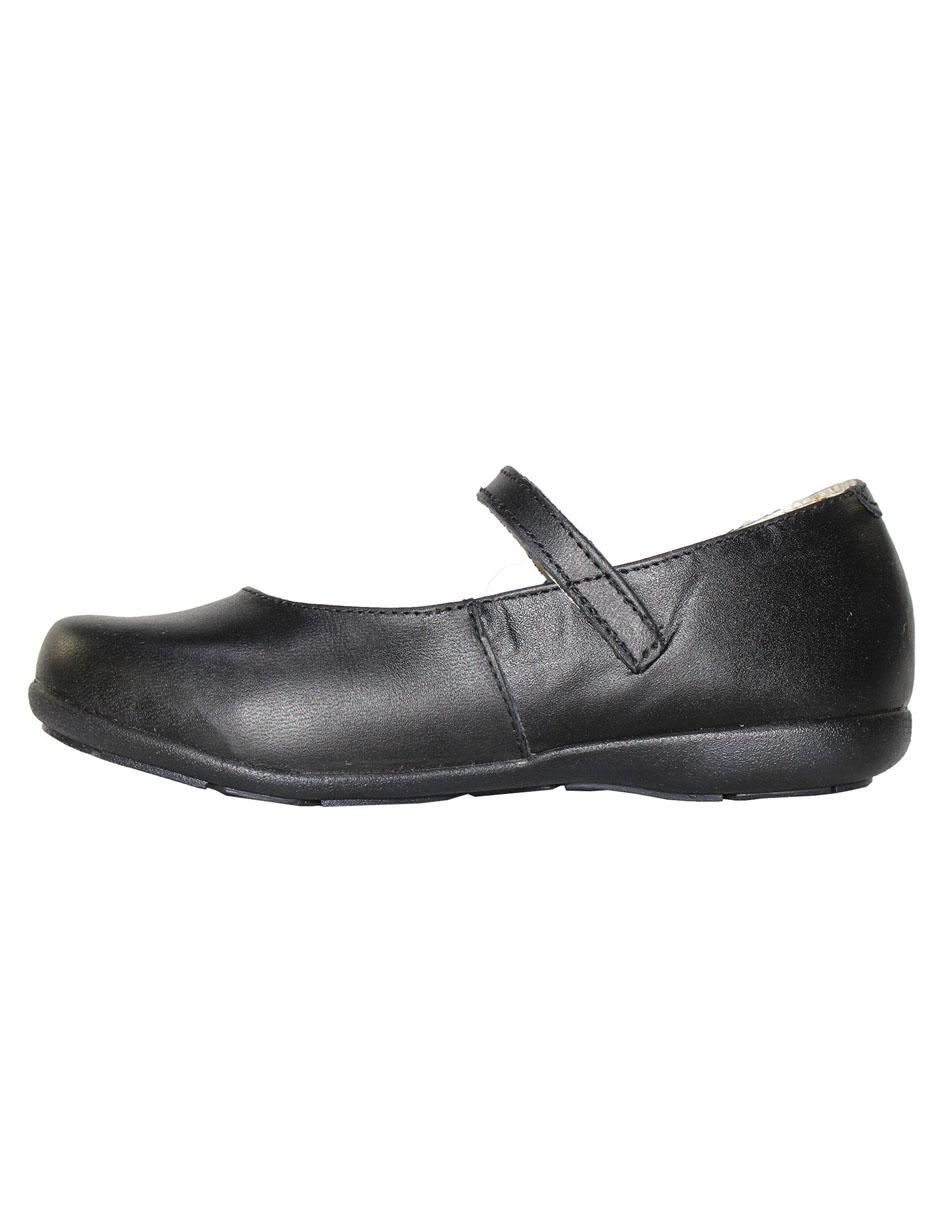 Zapato de piel para niña