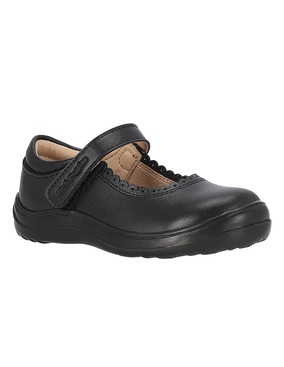 Balerina de piel para niña 1