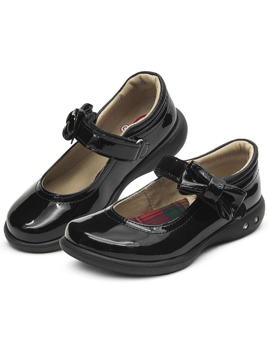 Zapato de charol para niña 5