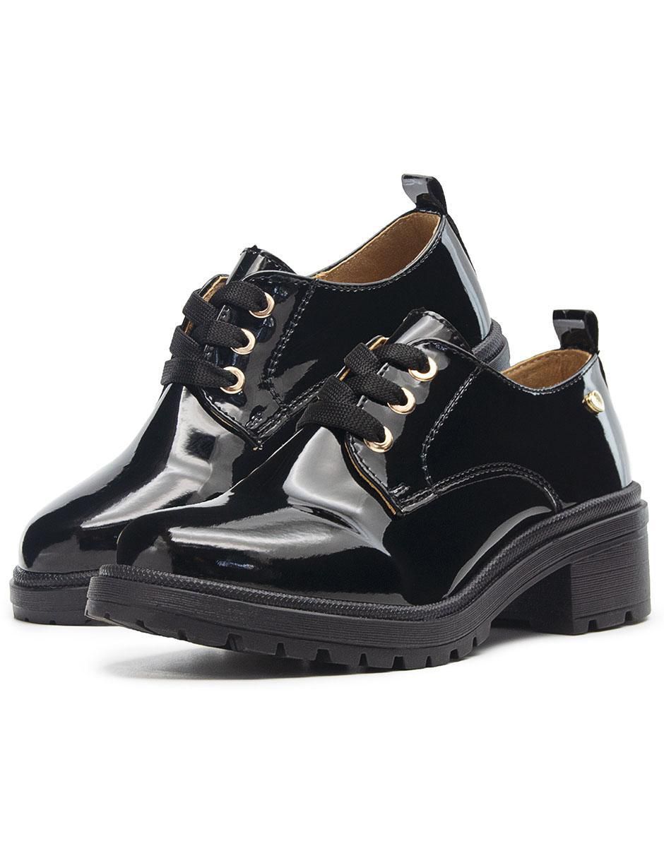 Zapato de charol para niña 6