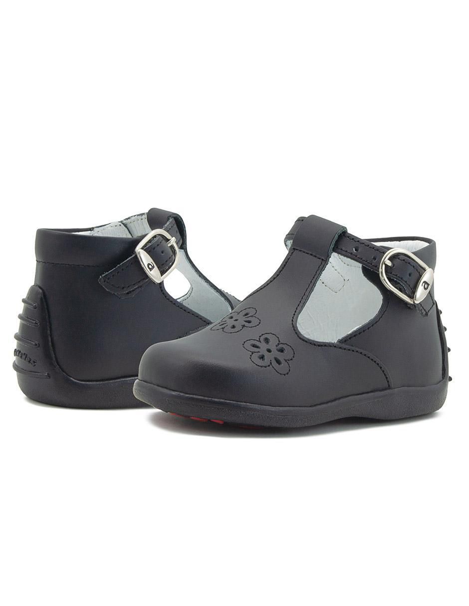 Zapato de piel para niña 3
