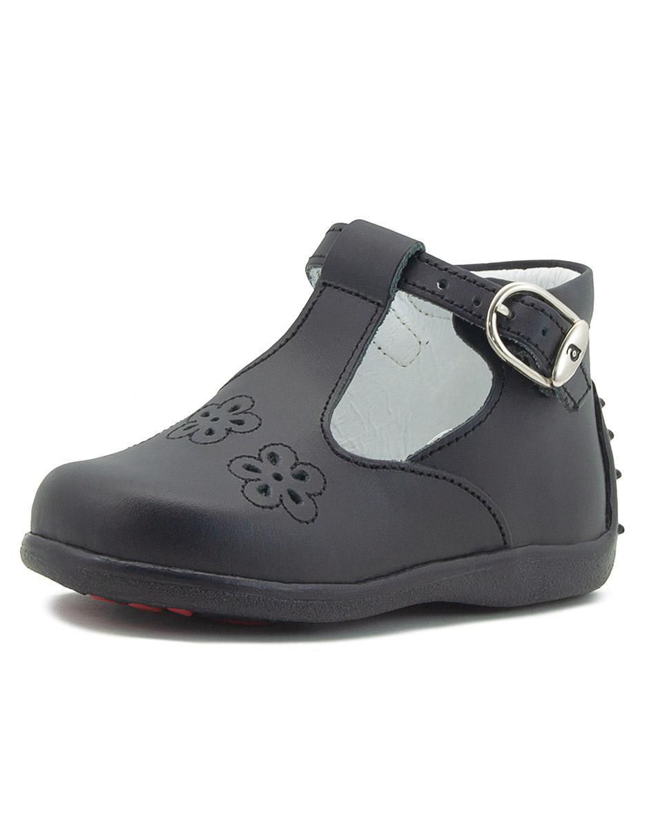 Zapato de piel para niña 4