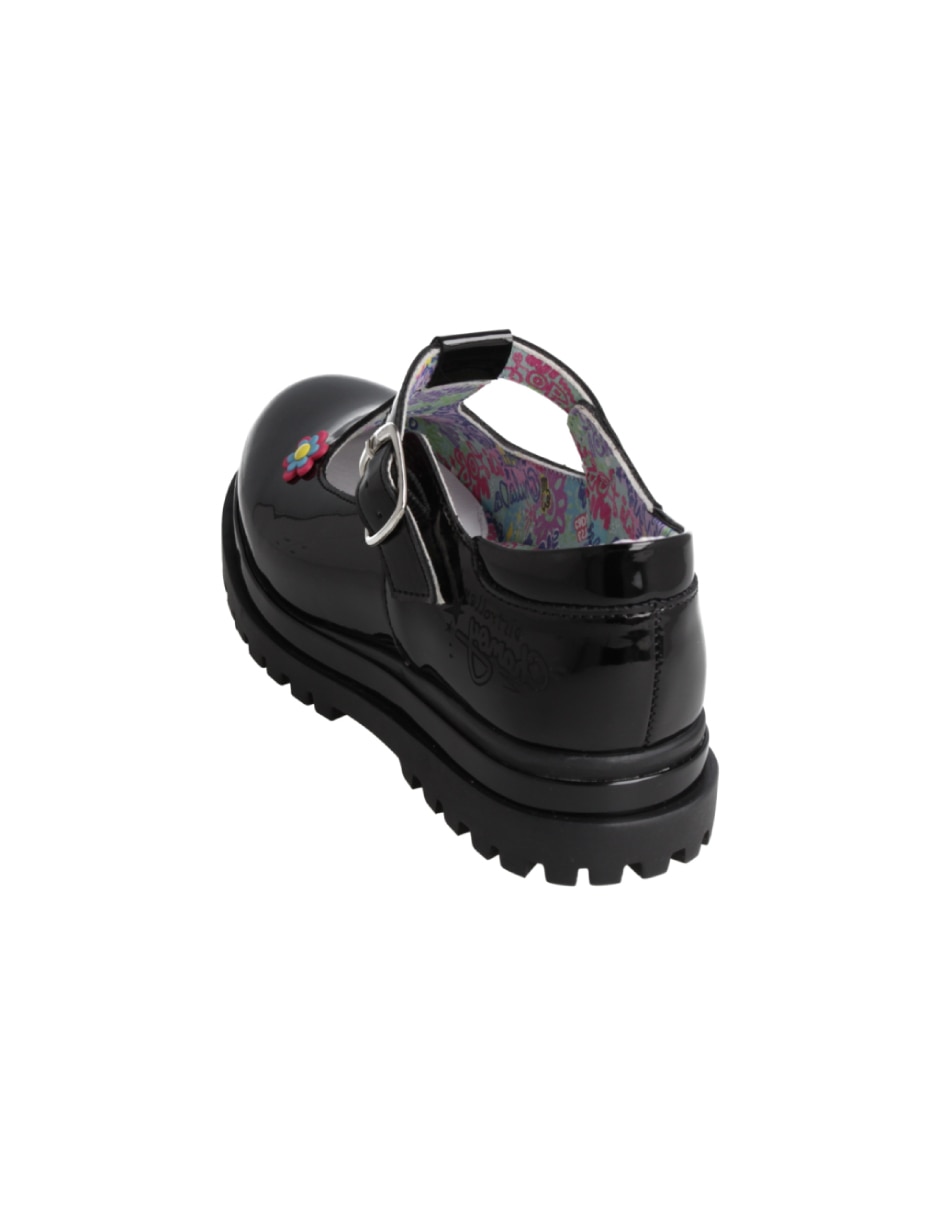 Zapato de charol para niña 4